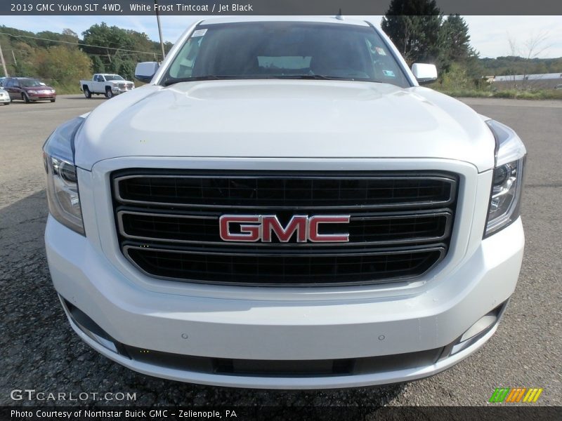 White Frost Tintcoat / Jet Black 2019 GMC Yukon SLT 4WD