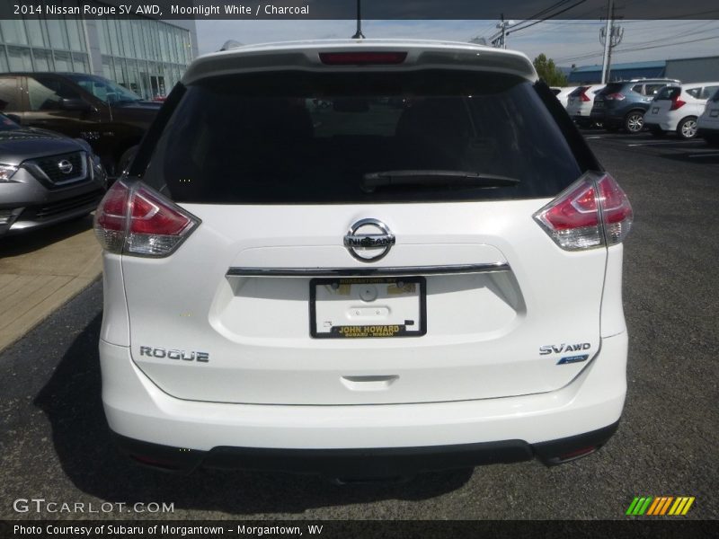 Moonlight White / Charcoal 2014 Nissan Rogue SV AWD