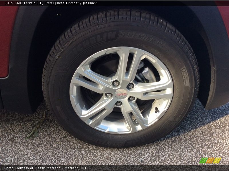 Red Quartz Tintcoat / Jet Black 2019 GMC Terrain SLE