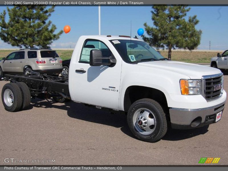 Summit White / Dark Titanium 2009 GMC Sierra 3500HD Regular Cab 4x4 Chassis
