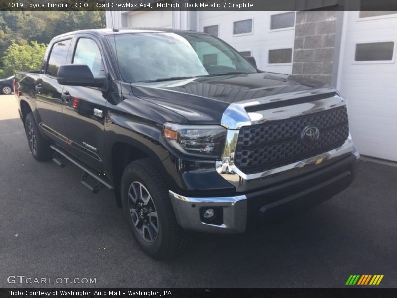 Midnight Black Metallic / Graphite 2019 Toyota Tundra TRD Off Road CrewMax 4x4