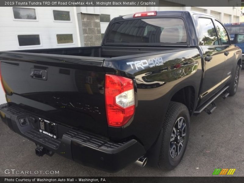 Midnight Black Metallic / Graphite 2019 Toyota Tundra TRD Off Road CrewMax 4x4