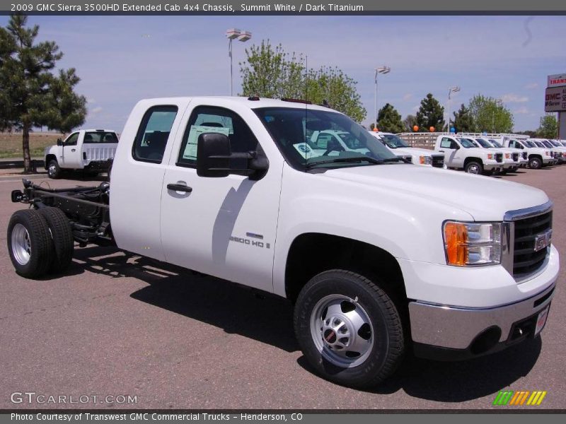 Summit White / Dark Titanium 2009 GMC Sierra 3500HD Extended Cab 4x4 Chassis