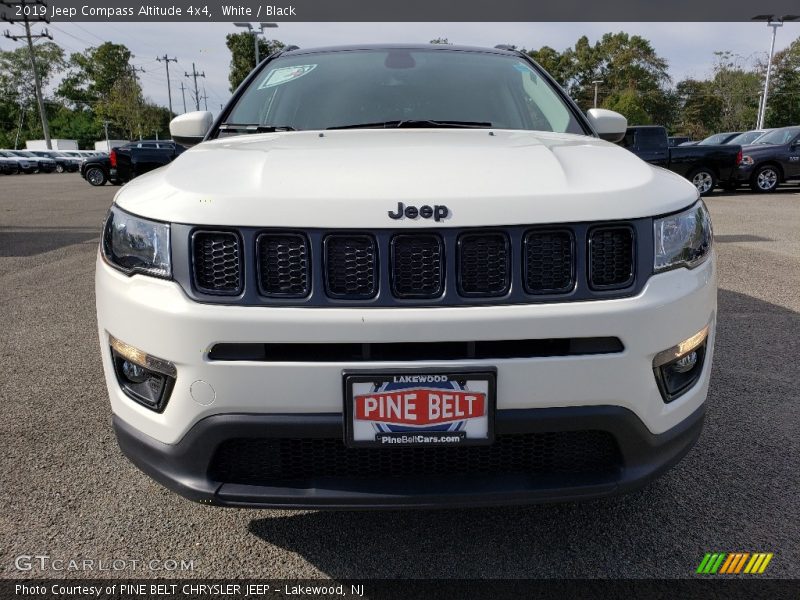 White / Black 2019 Jeep Compass Altitude 4x4