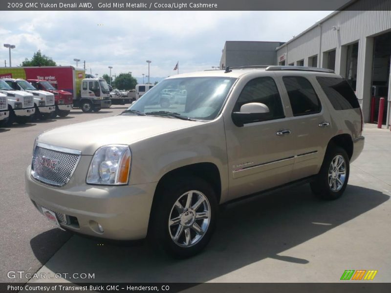 Gold Mist Metallic / Cocoa/Light Cashmere 2009 GMC Yukon Denali AWD