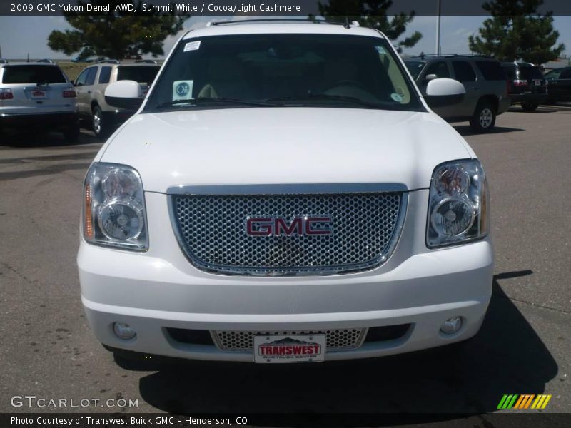 Summit White / Cocoa/Light Cashmere 2009 GMC Yukon Denali AWD