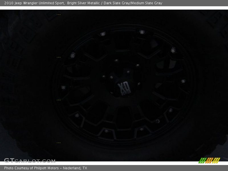 Bright Silver Metallic / Dark Slate Gray/Medium Slate Gray 2010 Jeep Wrangler Unlimited Sport