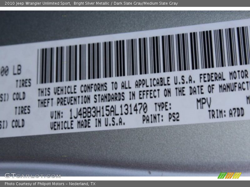 Bright Silver Metallic / Dark Slate Gray/Medium Slate Gray 2010 Jeep Wrangler Unlimited Sport