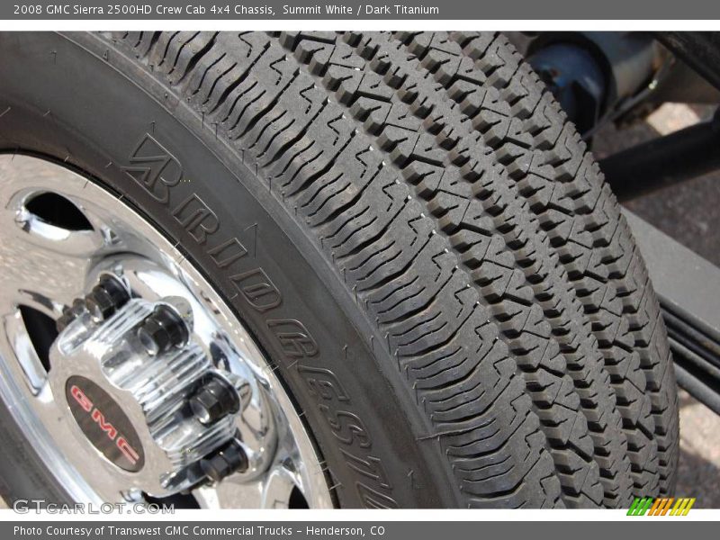 Summit White / Dark Titanium 2008 GMC Sierra 2500HD Crew Cab 4x4 Chassis