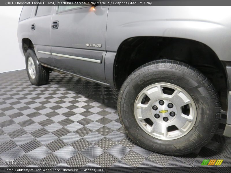 Medium Charcoal Gray Metallic / Graphite/Medium Gray 2001 Chevrolet Tahoe LS 4x4
