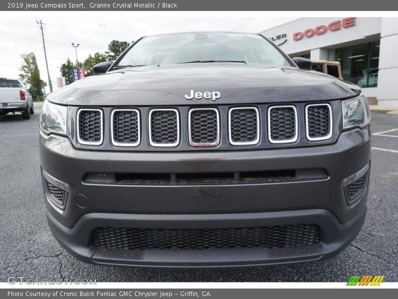 Granite Crystal Metallic / Black 2019 Jeep Compass Sport