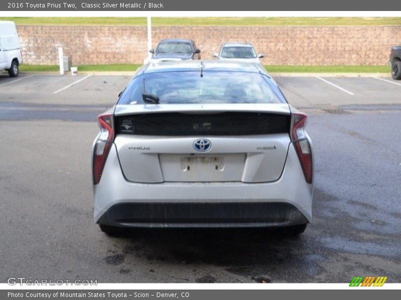 Classic Silver Metallic / Black 2016 Toyota Prius Two