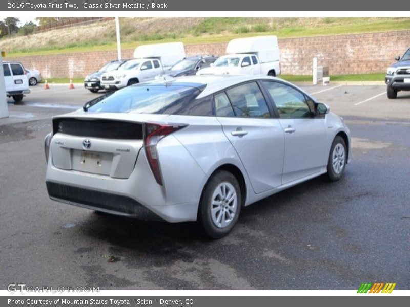 Classic Silver Metallic / Black 2016 Toyota Prius Two