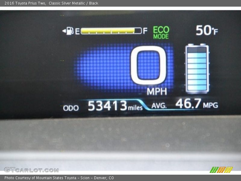 Classic Silver Metallic / Black 2016 Toyota Prius Two