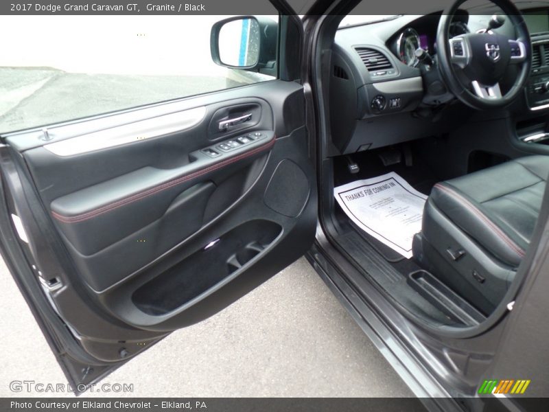 Granite / Black 2017 Dodge Grand Caravan GT
