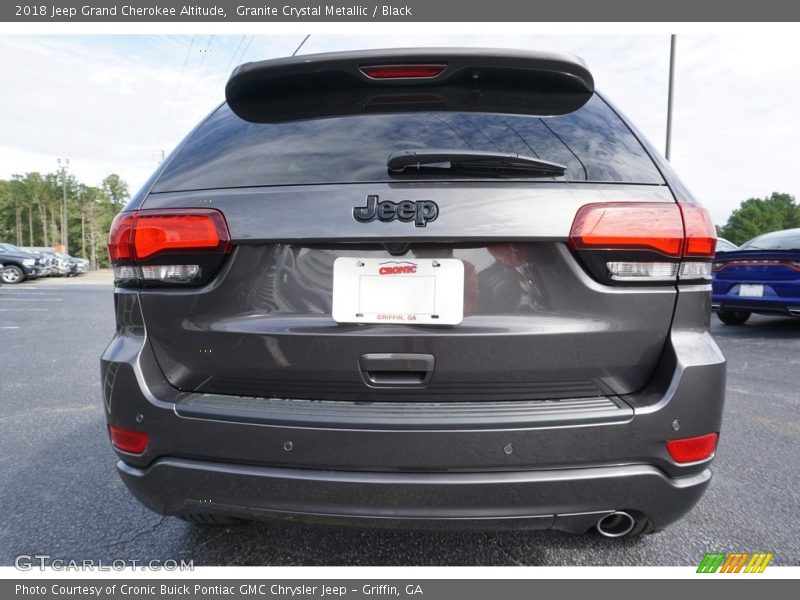 Granite Crystal Metallic / Black 2018 Jeep Grand Cherokee Altitude
