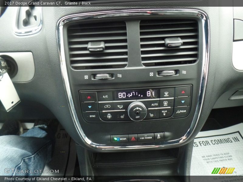 Granite / Black 2017 Dodge Grand Caravan GT