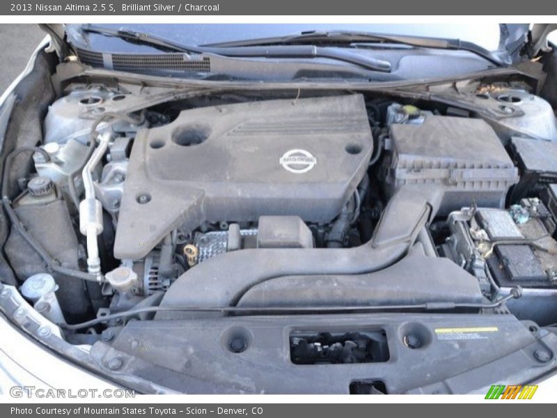 Brilliant Silver / Charcoal 2013 Nissan Altima 2.5 S