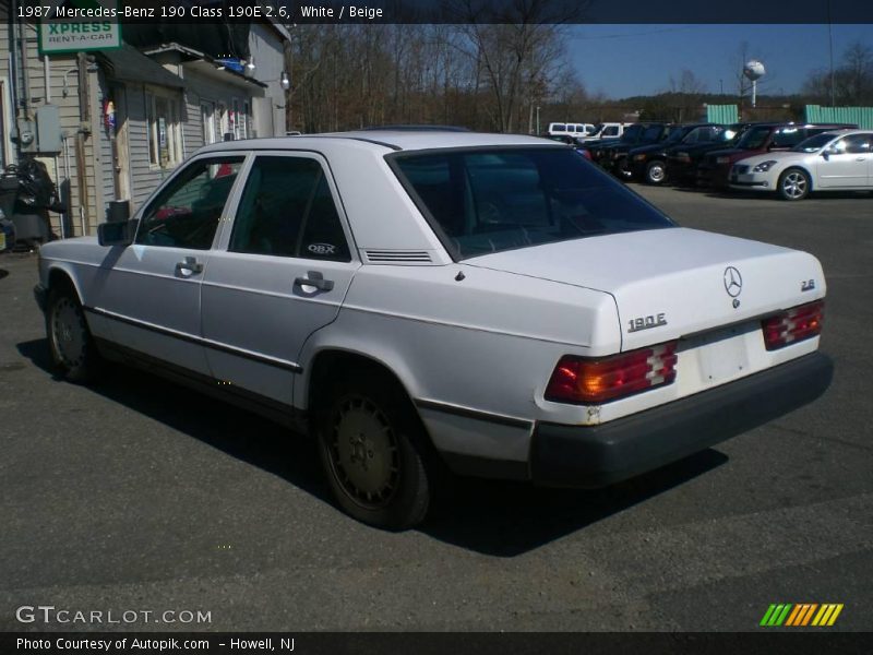 White / Beige 1987 Mercedes-Benz 190 Class 190E 2.6