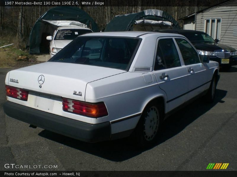 White / Beige 1987 Mercedes-Benz 190 Class 190E 2.6