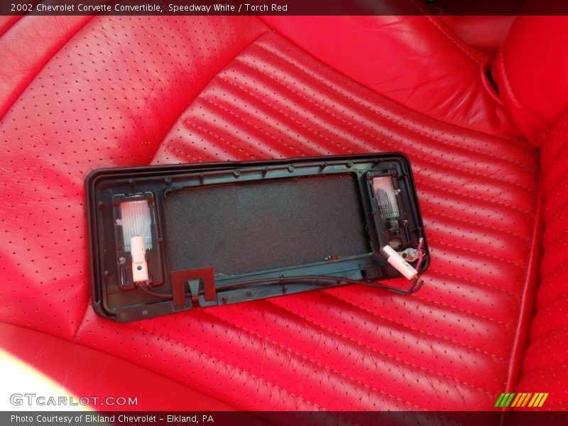 Speedway White / Torch Red 2002 Chevrolet Corvette Convertible