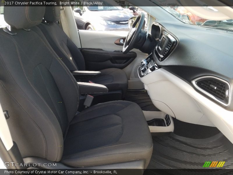 Bright White / Black/Alloy 2017 Chrysler Pacifica Touring