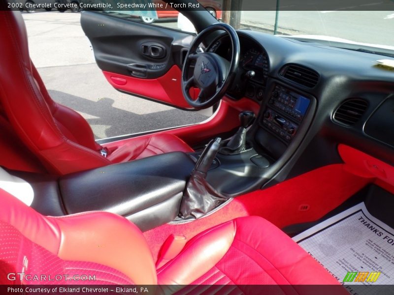 Speedway White / Torch Red 2002 Chevrolet Corvette Convertible