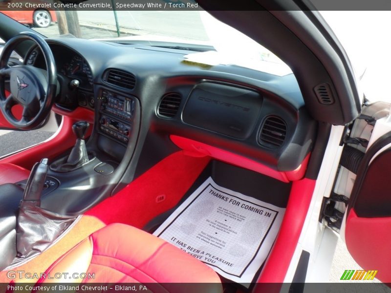 Speedway White / Torch Red 2002 Chevrolet Corvette Convertible