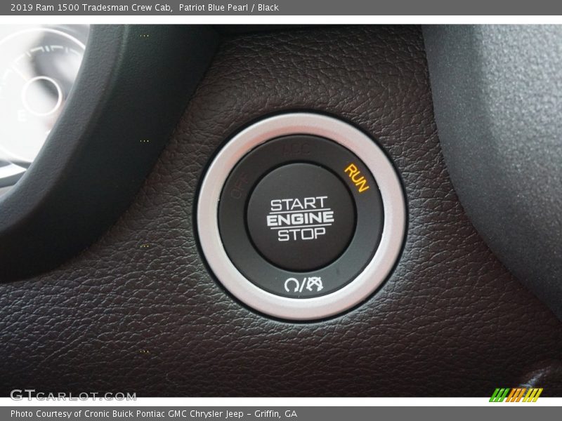 Patriot Blue Pearl / Black 2019 Ram 1500 Tradesman Crew Cab