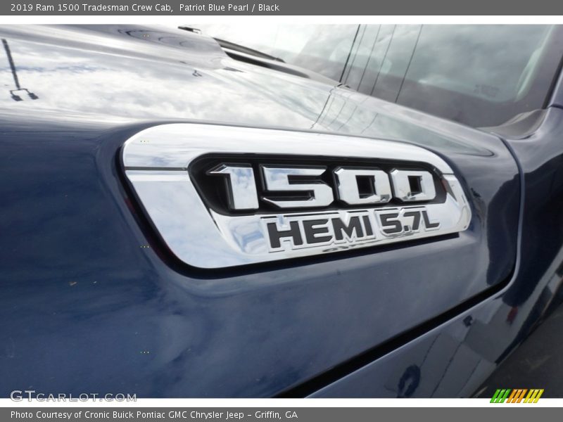 Patriot Blue Pearl / Black 2019 Ram 1500 Tradesman Crew Cab
