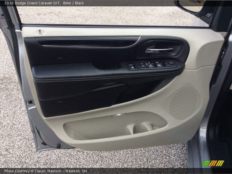 Billet / Black 2018 Dodge Grand Caravan SXT
