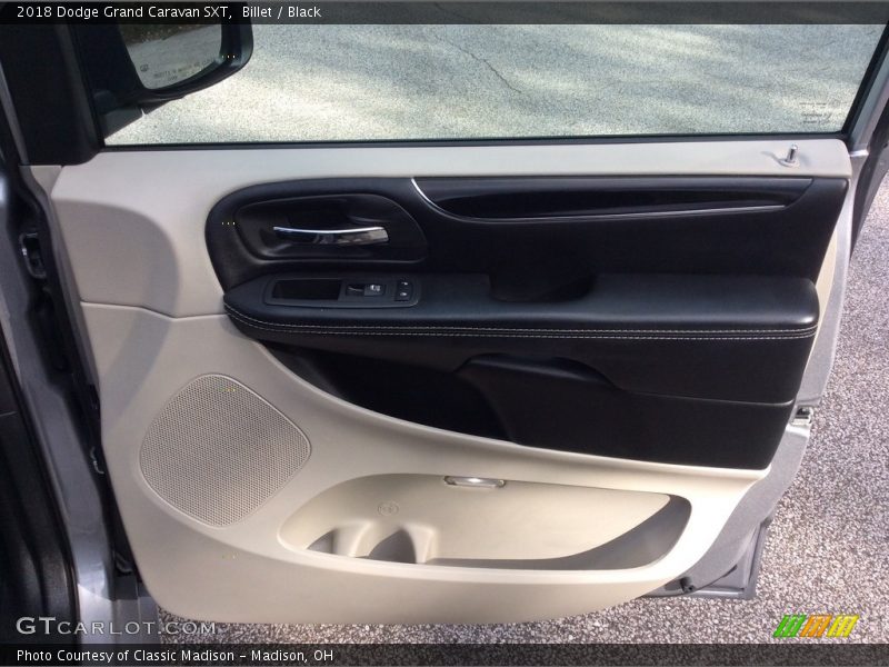 Billet / Black 2018 Dodge Grand Caravan SXT