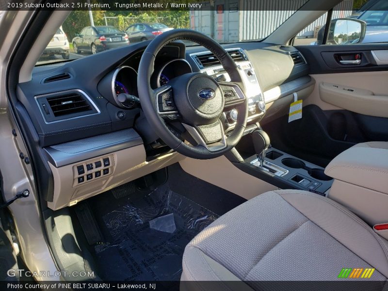 Tungsten Metallic / Warm Ivory 2019 Subaru Outback 2.5i Premium