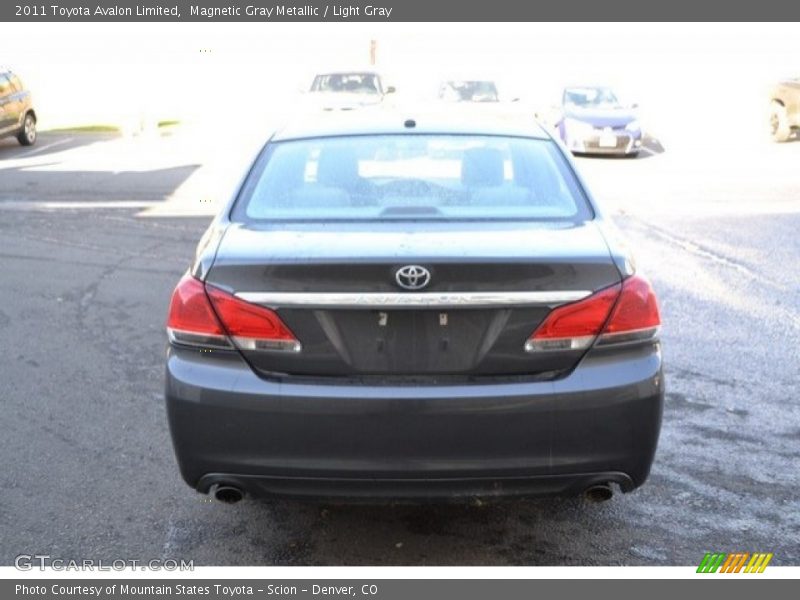 Magnetic Gray Metallic / Light Gray 2011 Toyota Avalon Limited