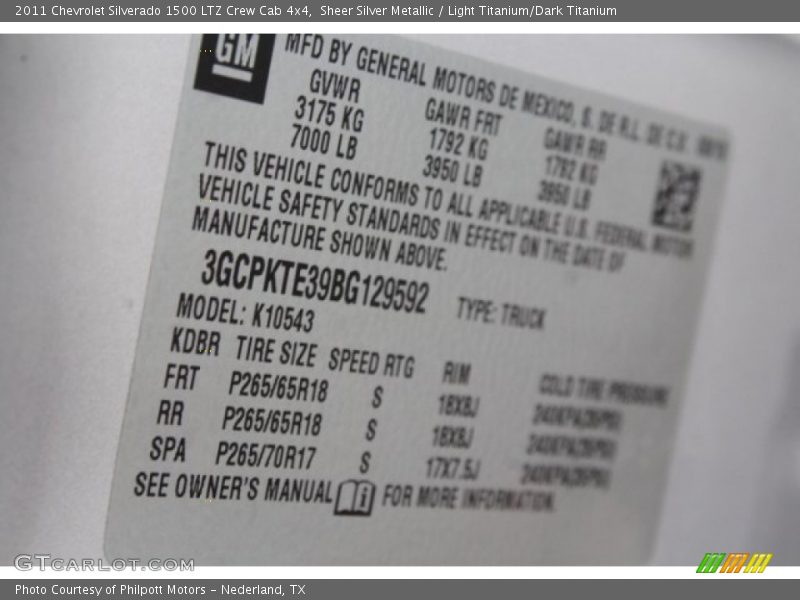 Sheer Silver Metallic / Light Titanium/Dark Titanium 2011 Chevrolet Silverado 1500 LTZ Crew Cab 4x4