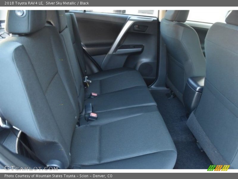 Silver Sky Metallic / Black 2018 Toyota RAV4 LE