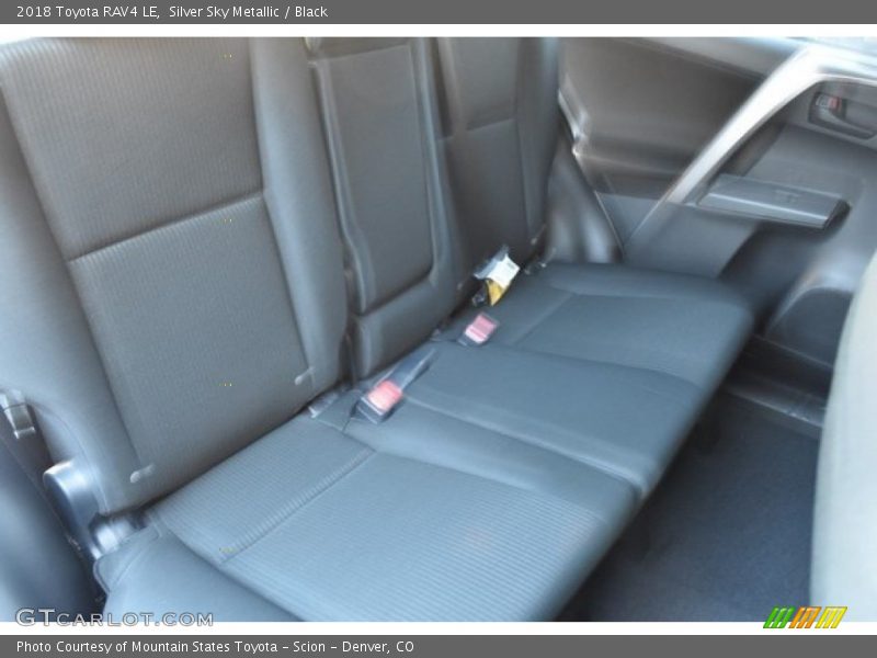 Silver Sky Metallic / Black 2018 Toyota RAV4 LE