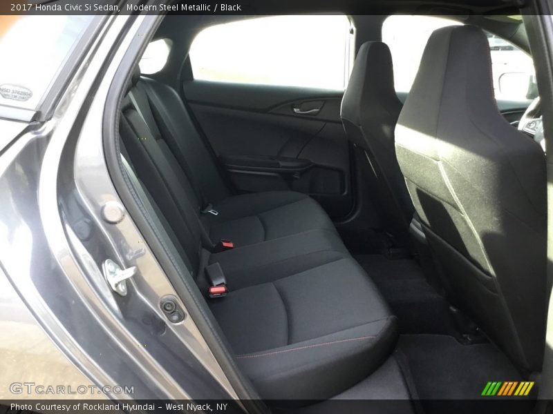 Modern Steel Metallic / Black 2017 Honda Civic Si Sedan