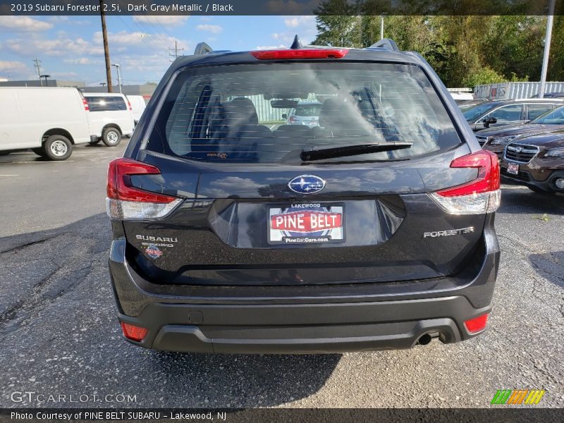 Dark Gray Metallic / Black 2019 Subaru Forester 2.5i