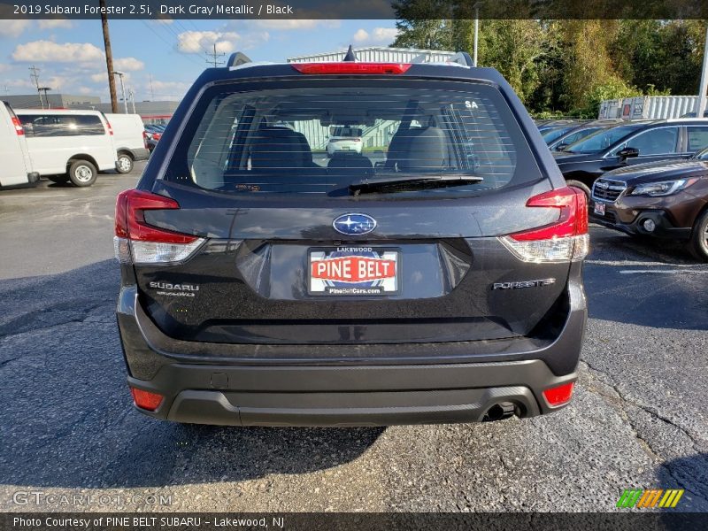 Dark Gray Metallic / Black 2019 Subaru Forester 2.5i