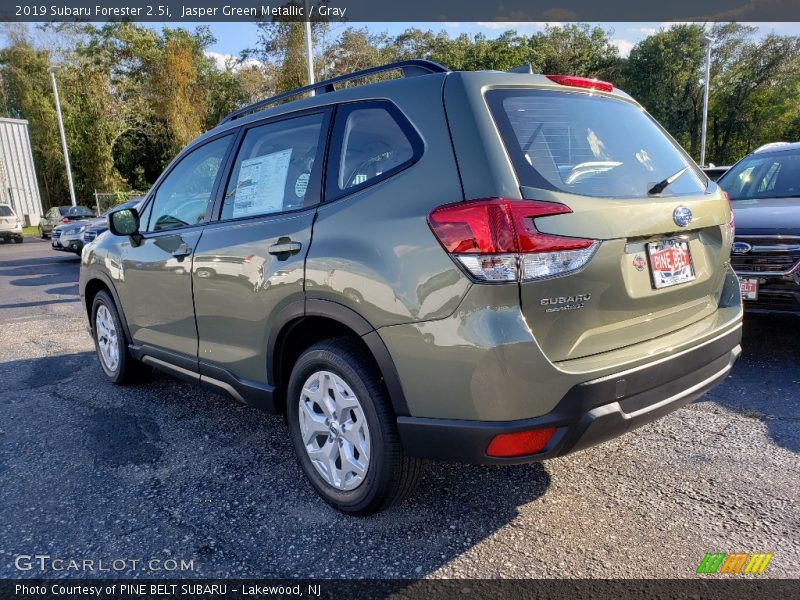 Jasper Green Metallic / Gray 2019 Subaru Forester 2.5i