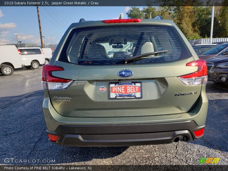 Jasper Green Metallic / Gray 2019 Subaru Forester 2.5i