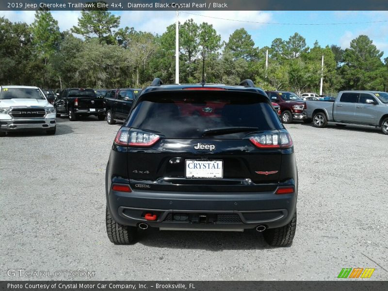 Diamond Black Crystal Pearl / Black 2019 Jeep Cherokee Trailhawk Elite 4x4