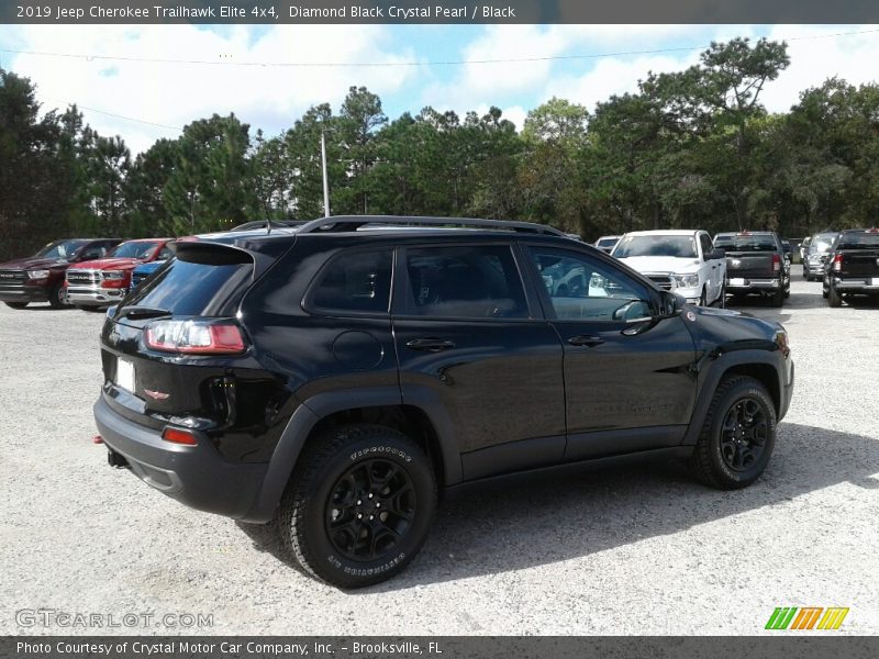 Diamond Black Crystal Pearl / Black 2019 Jeep Cherokee Trailhawk Elite 4x4