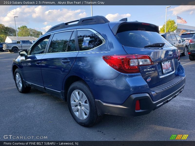 Abyss Blue Pearl / Titanium Gray 2019 Subaru Outback 2.5i Premium