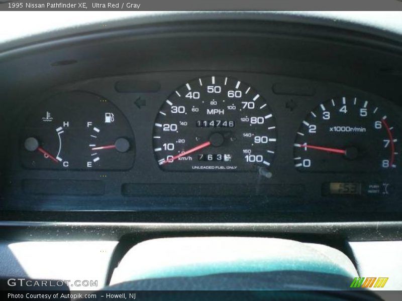Ultra Red / Gray 1995 Nissan Pathfinder XE