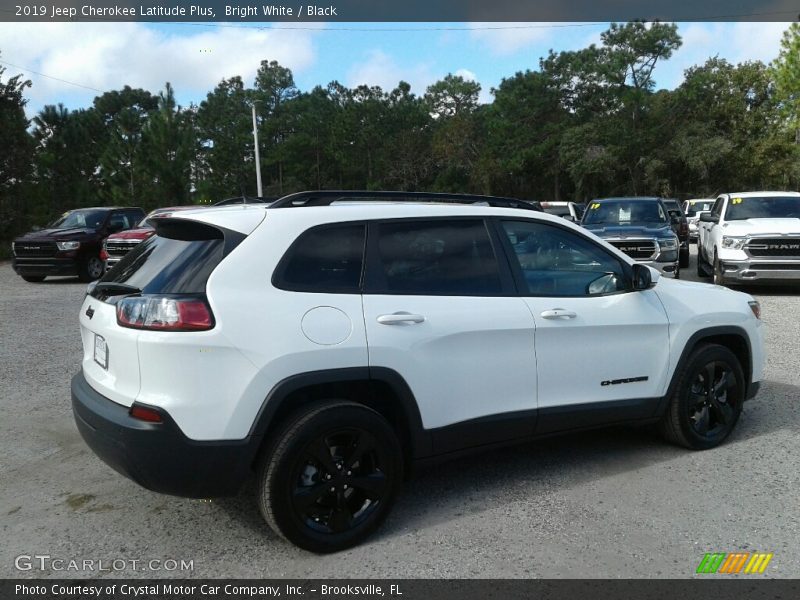 Bright White / Black 2019 Jeep Cherokee Latitude Plus