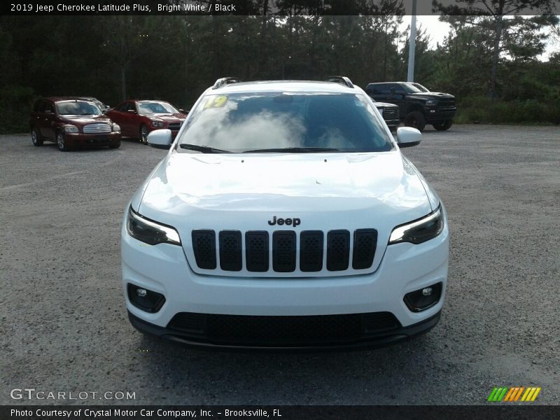 Bright White / Black 2019 Jeep Cherokee Latitude Plus