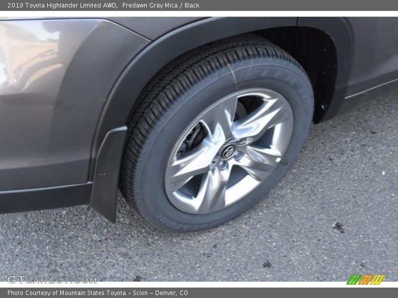 Predawn Gray Mica / Black 2019 Toyota Highlander Limited AWD