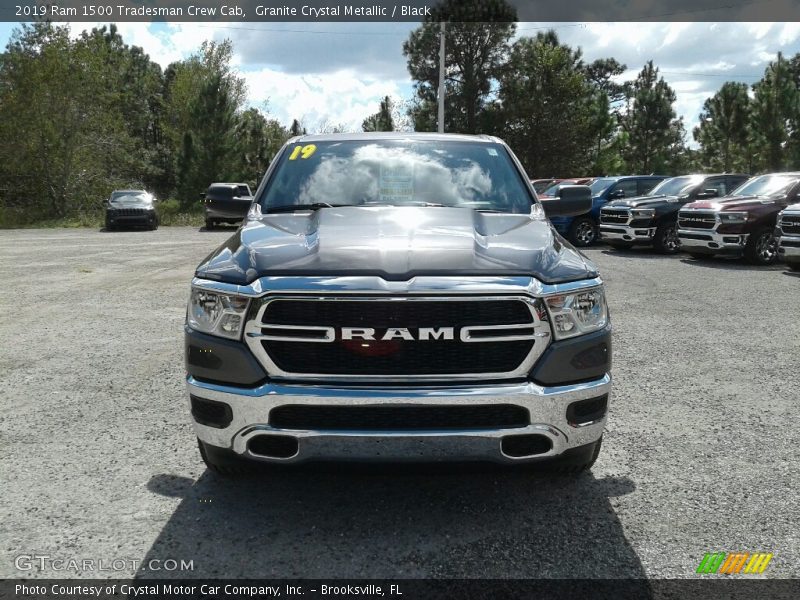 Granite Crystal Metallic / Black 2019 Ram 1500 Tradesman Crew Cab